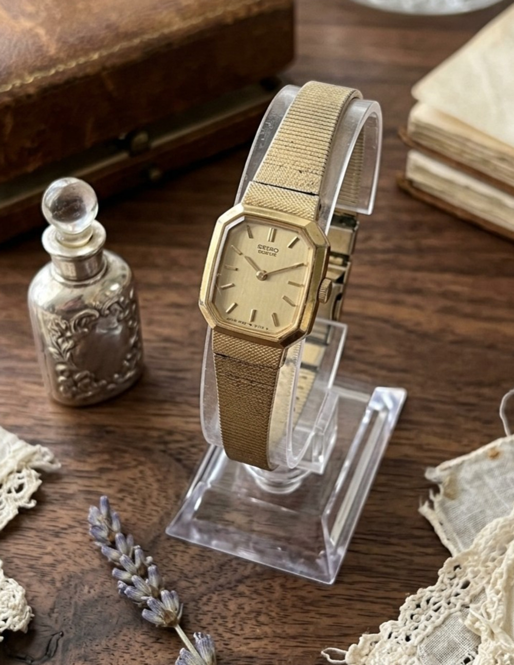 Seiko 4N00-5139 Women's Quartz Wristwatch 6.5 In Wrist vintage Two-Hand
